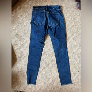 Ann Taylor size 2 NWT “the Skinny” Jean